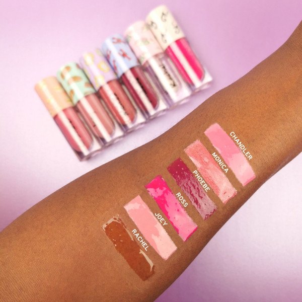 Friends X Revolution Brillo de Labios Lip Bomb - Revolution - Make Up Revolution : Phoebe - 1
